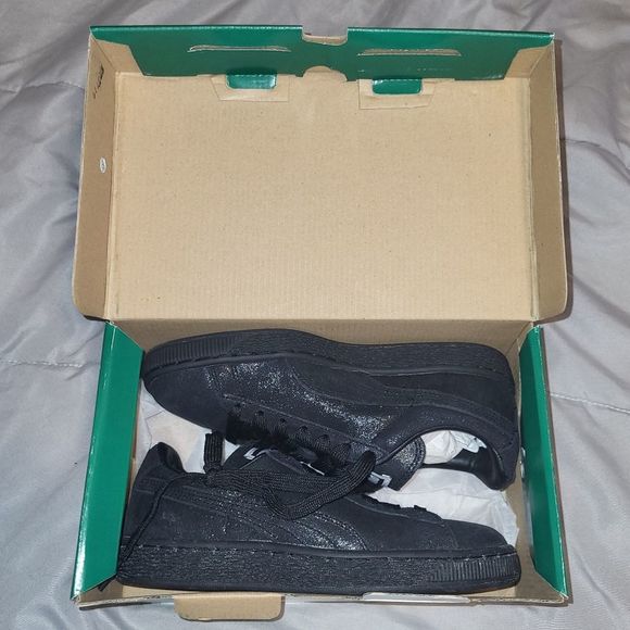 NIB Puma Sz6 Suede Classic Matte & Shine Sneakers in Black/Steel Gray - Picture 7 of 10